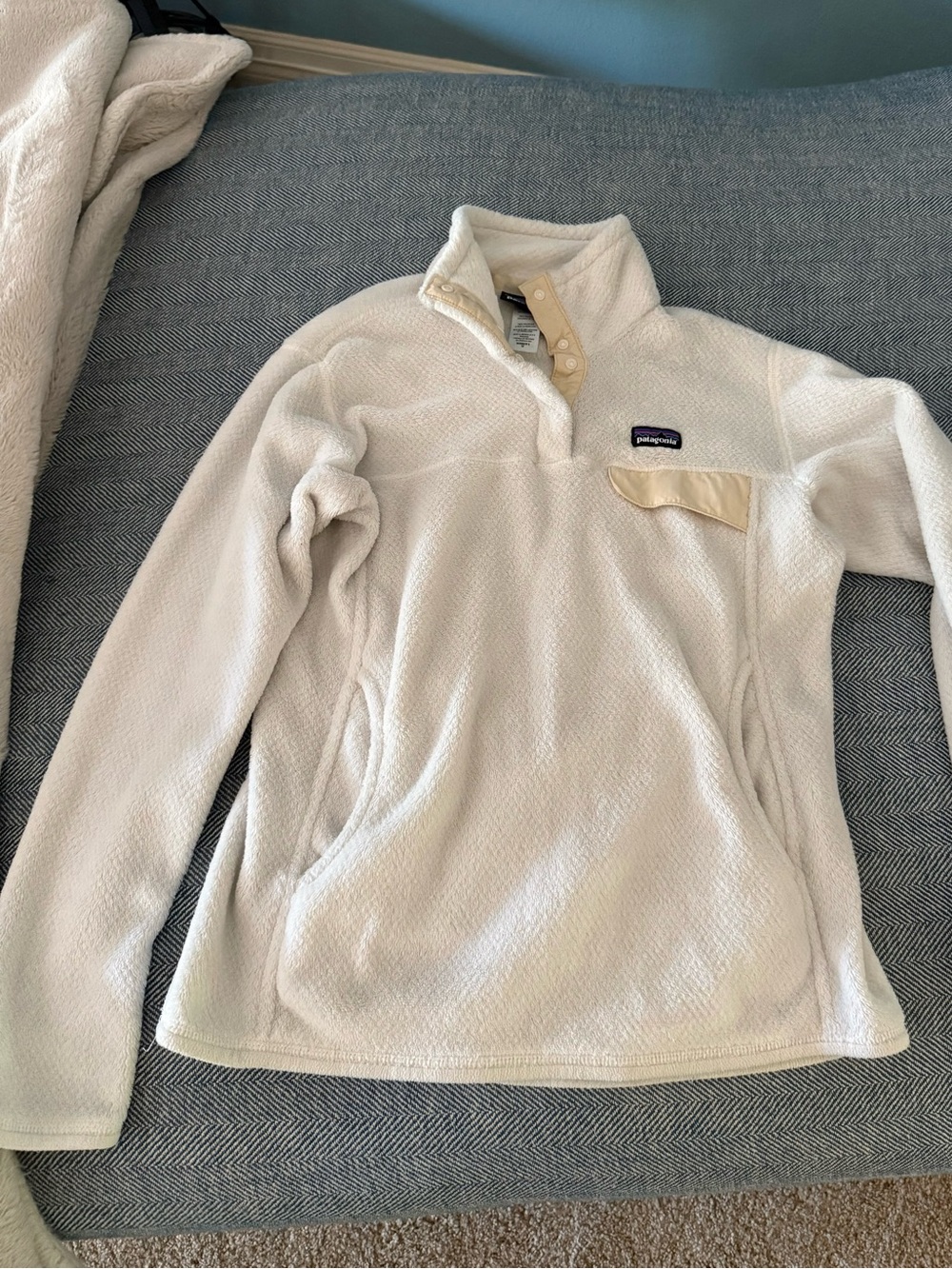 Patagonia Ivory/Cream Snap-T Fleece Pullover